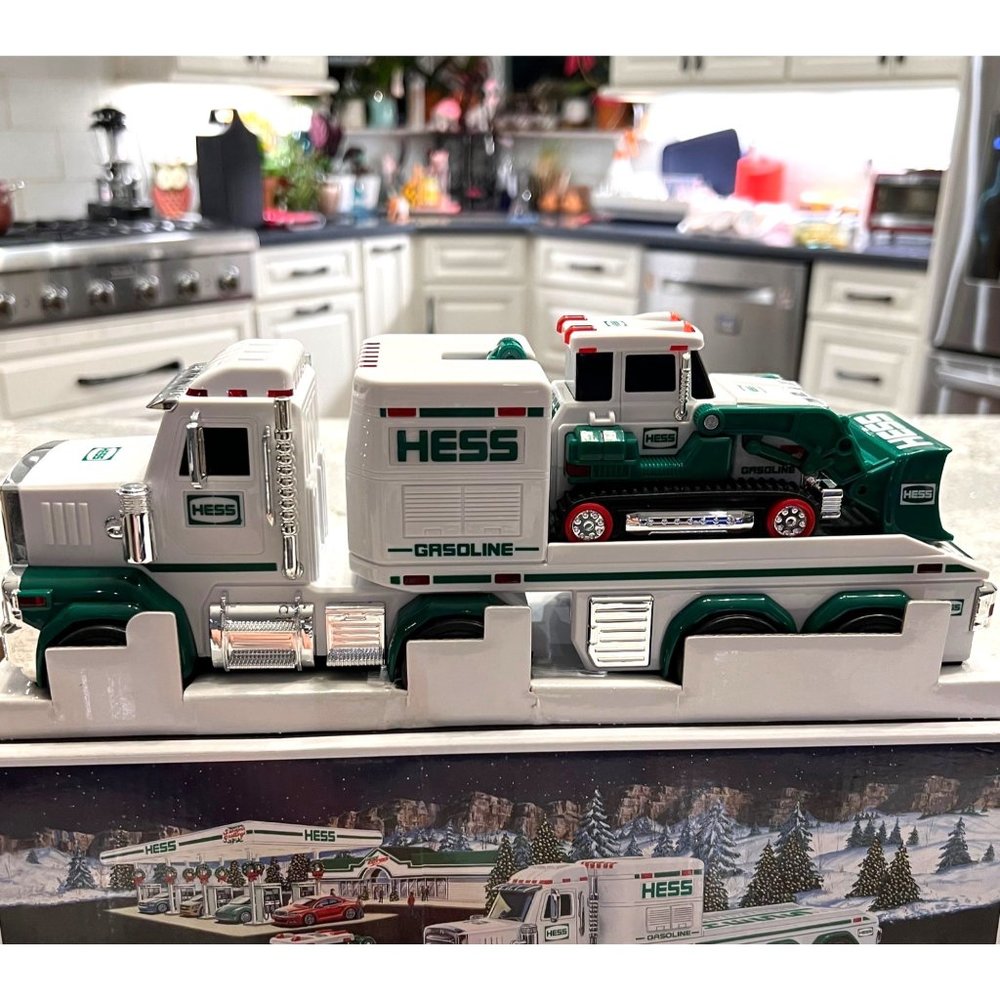 Hess Truck and Tractor 2013 Vehicle Lights Sounds Motion Button Activation